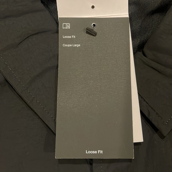 New NIKE Sportswear Authentics Mens Coaches Jacket in Black - Picture 14 of 14